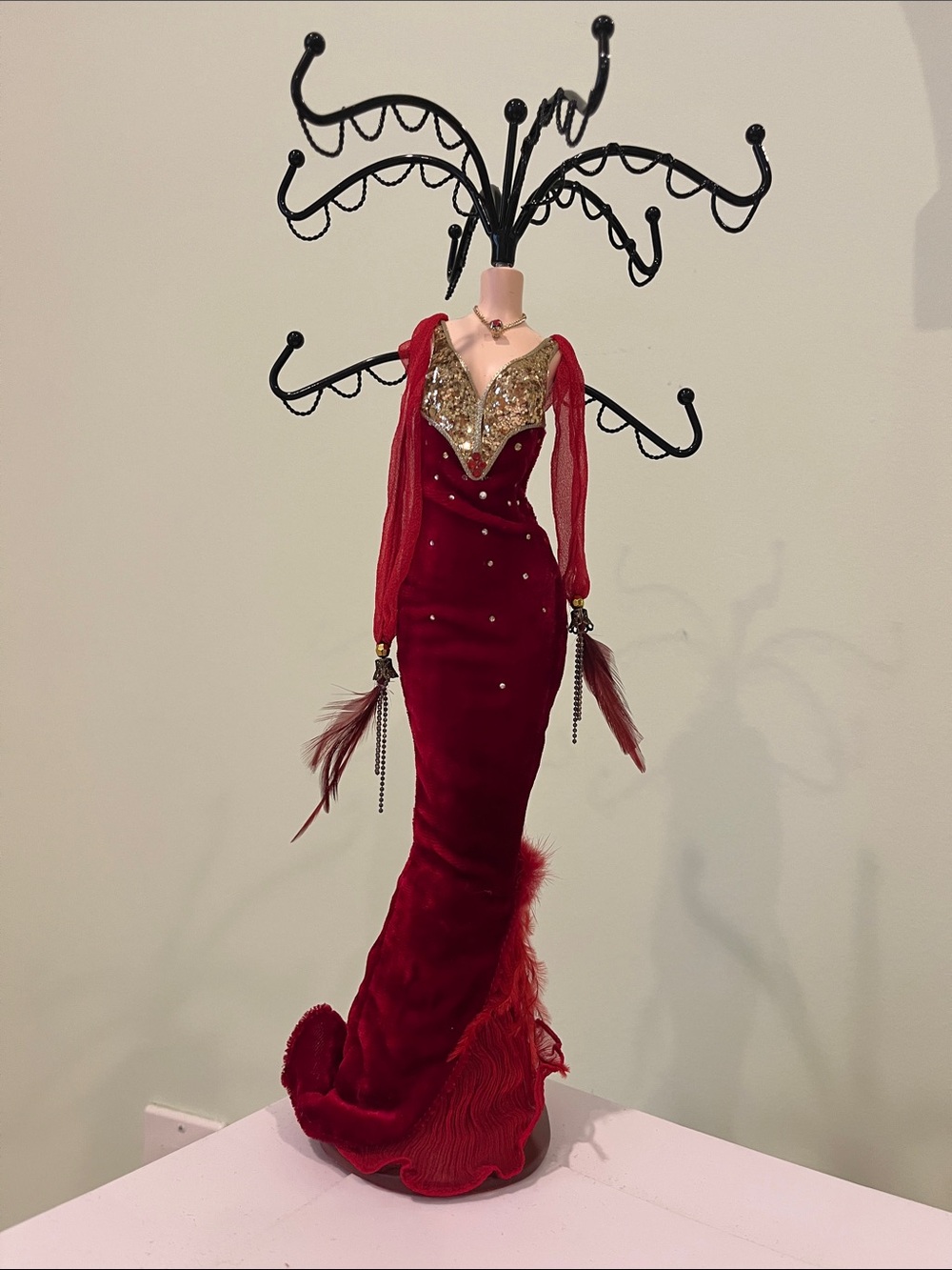 Red Decorative Dress Jewelry Holder with Black Metal Stand